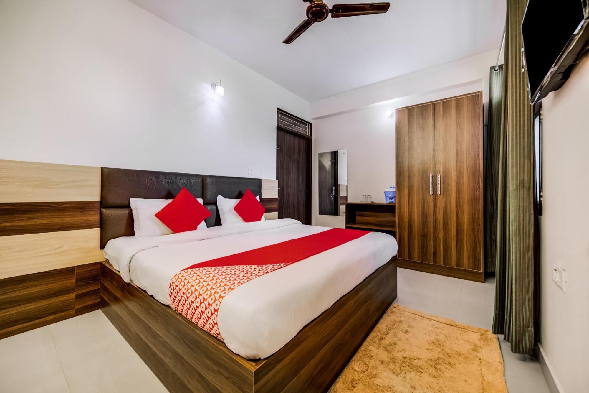 Aarav Hotel Jaipur Eksteriør bilde